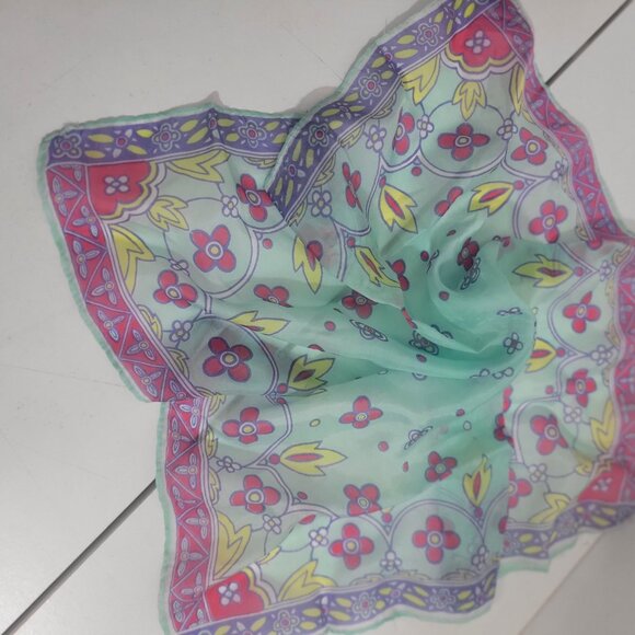 Beautiful Bright Summer Vintage Rayon Scarf - Picture 2 of 4